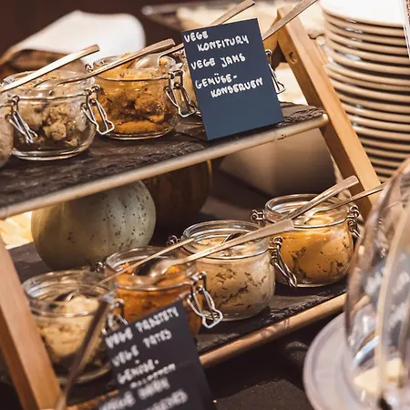 Cottonina & Mineral Hotel