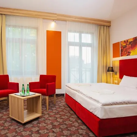 Cottonina & Mineral Hotel