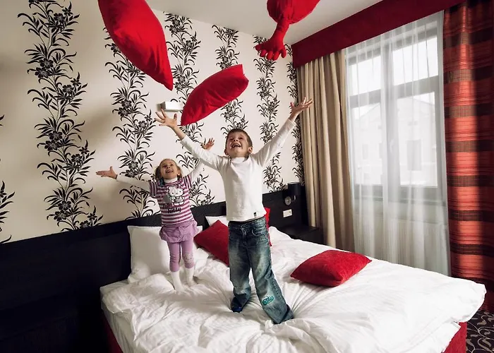 Cottonina & Mineral Hotel 3*